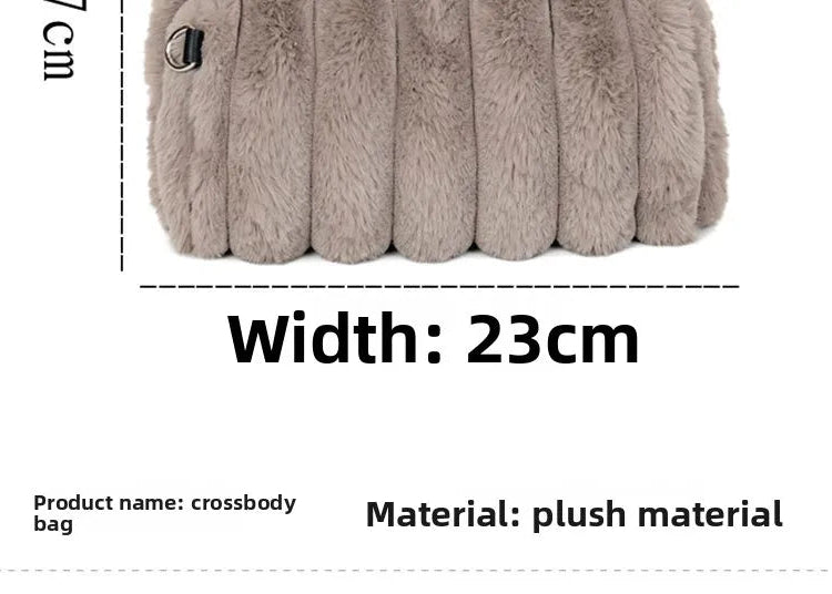 Fluffy tas met bijpassende muts