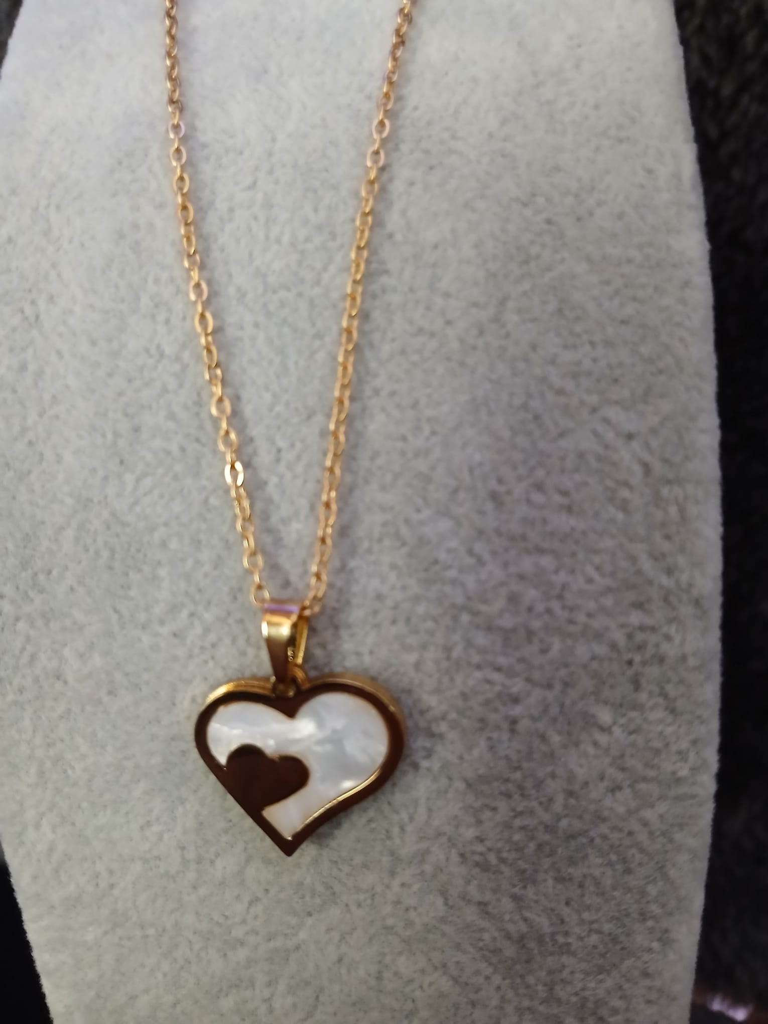 Set ketting met oorstekers